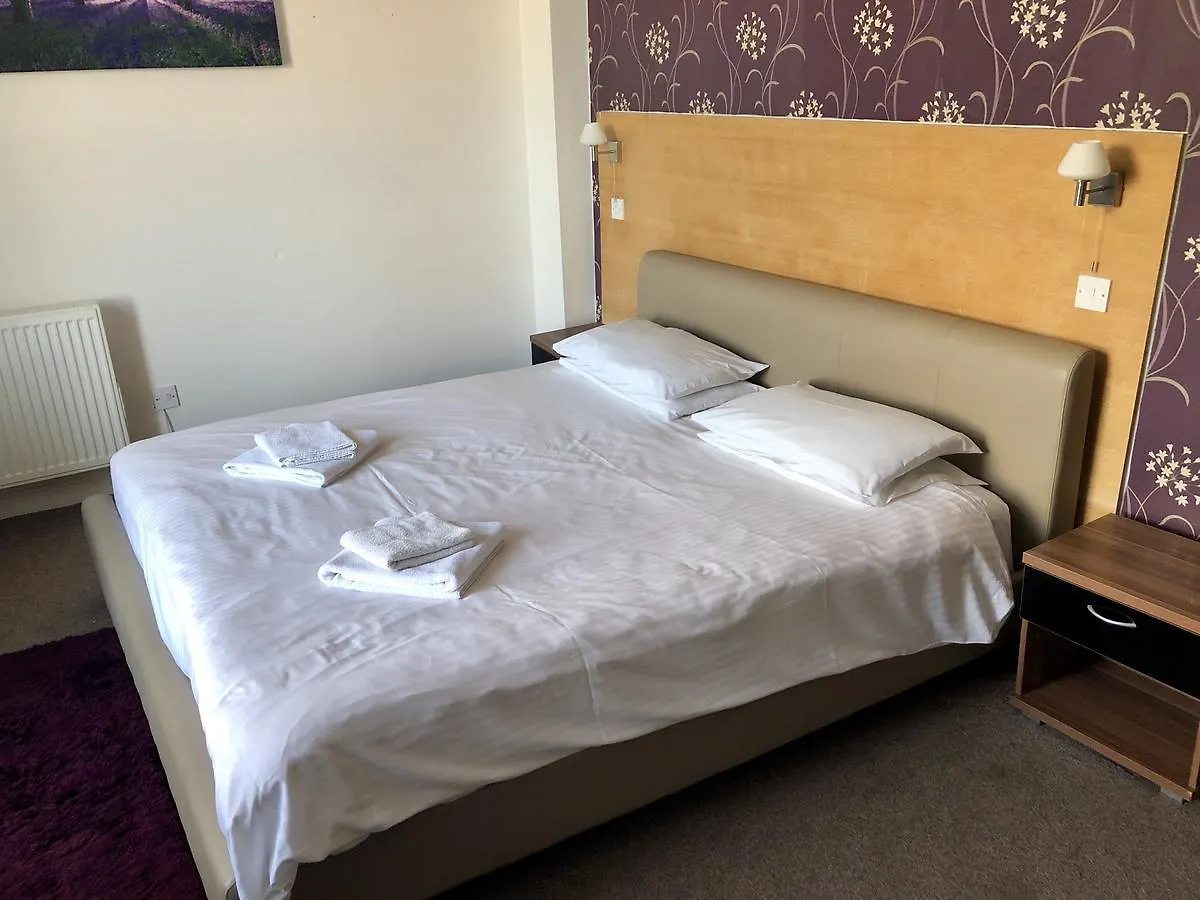 The New Dundee Carlton Hotel